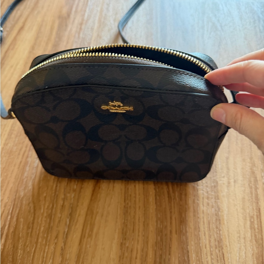 Coach Mini Jamie Camera Bag Brown Signature Printed Crossbody with Gold Logo - Picture 2 of 4